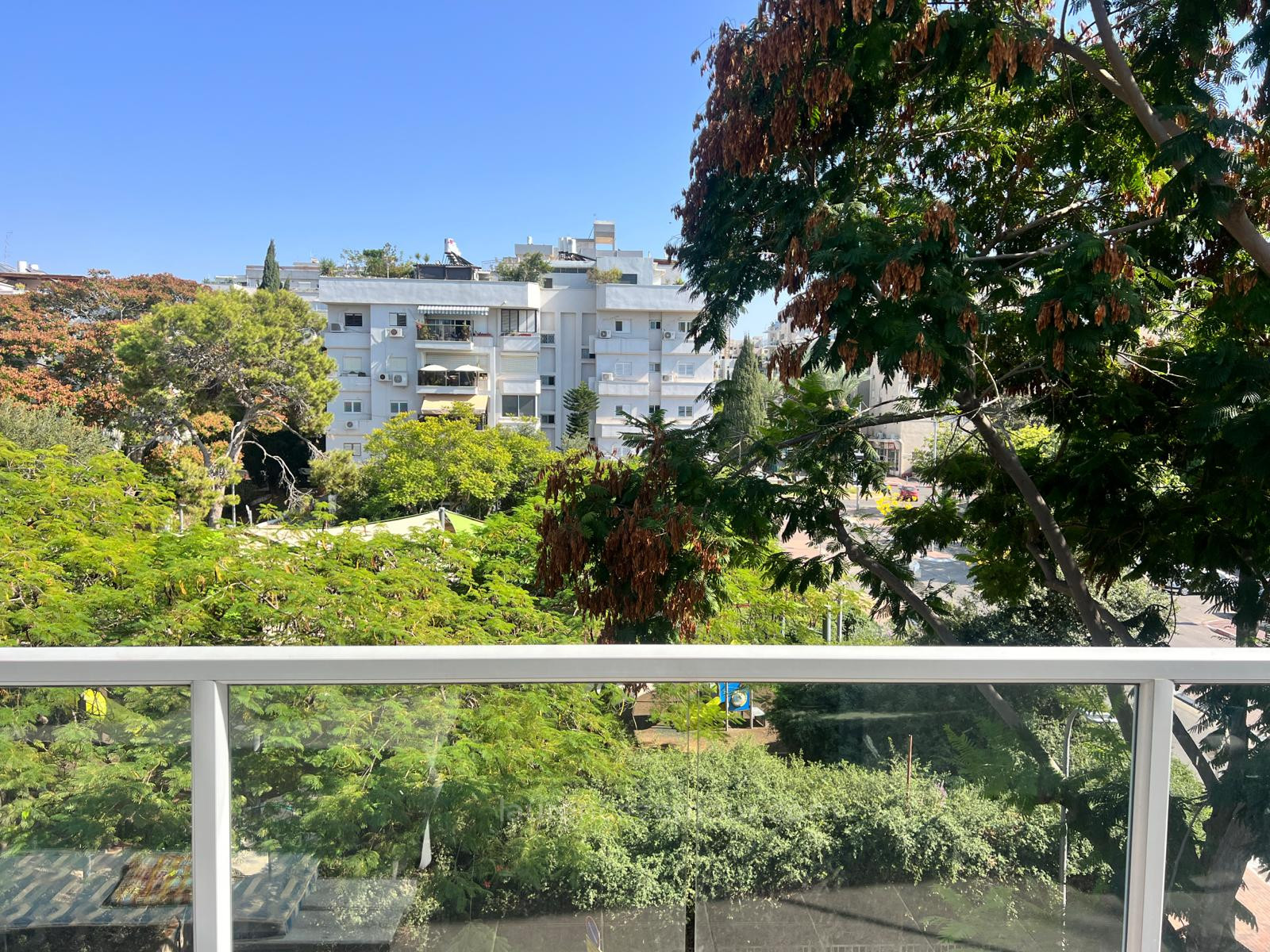 Duplex-Cobertura 5 cômodos Raanana Kiryat Eliyahu Golomb 60-IBL-1471