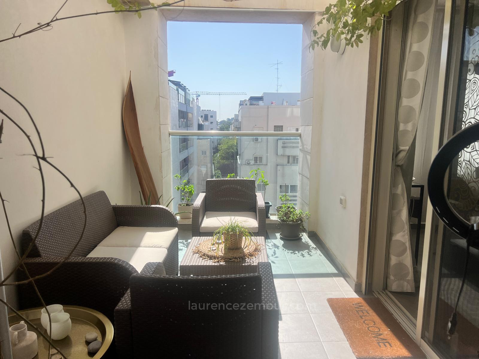 Apartamento 3 cômodos Raanana Est 60-IBL-1480