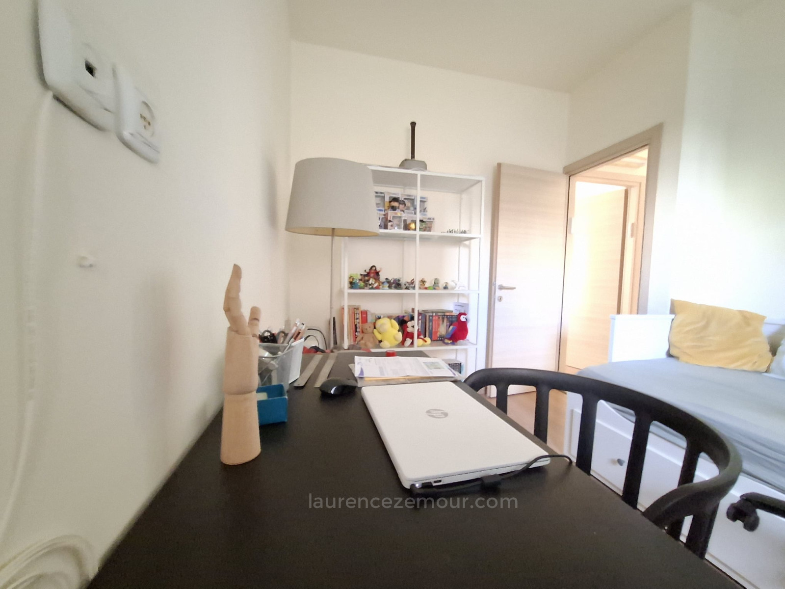 Apartamento 4 cômodos Raanana Perto do centro 60-IBL-1481