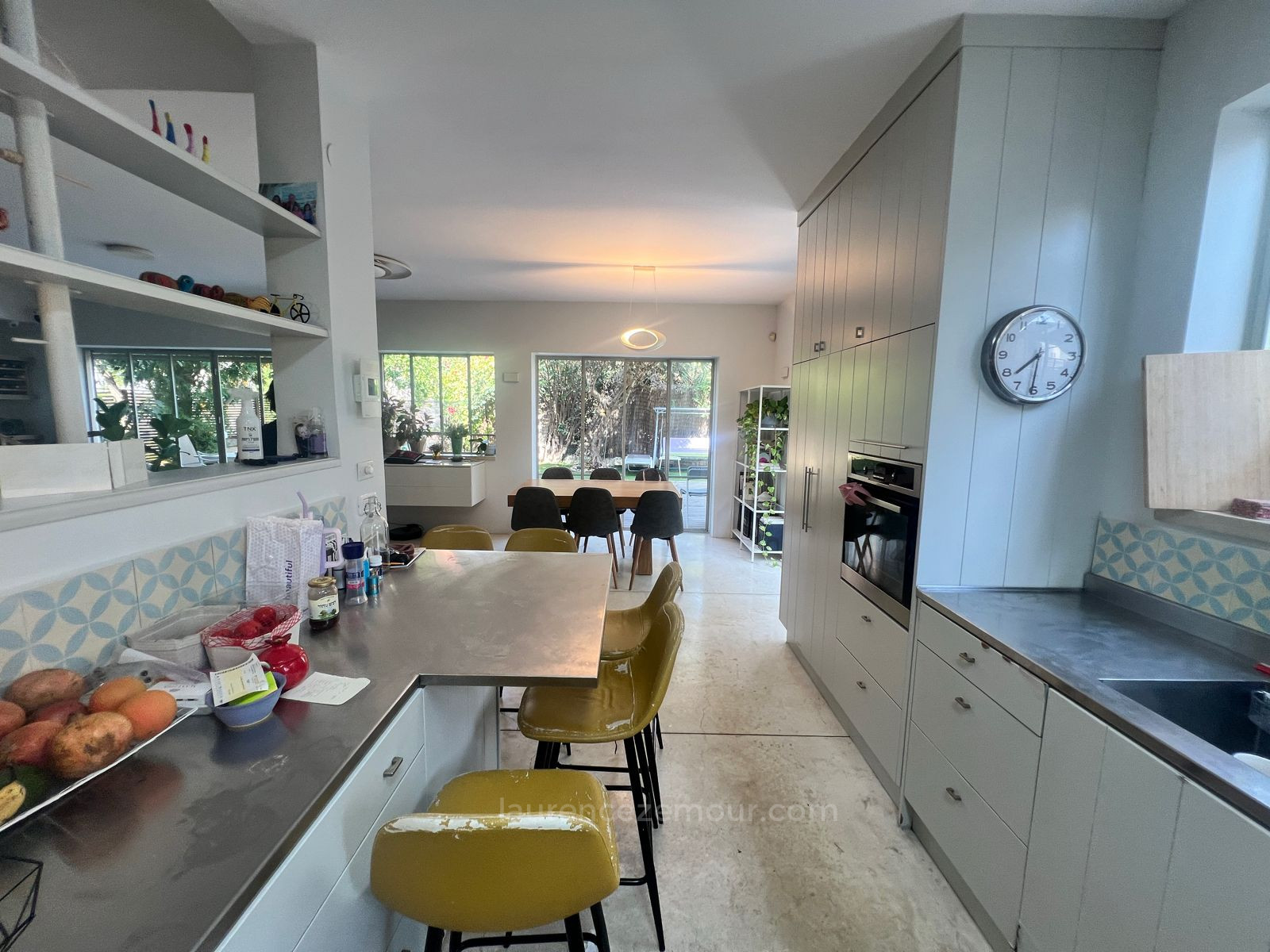 Casa de campo 7.5 cômodos Raanana Perto do centro 60-IBL-1498