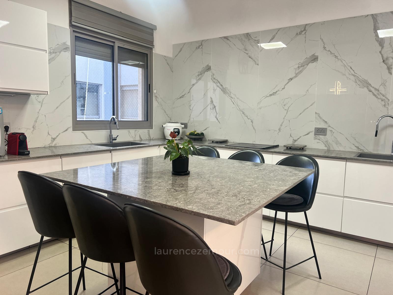 Duplex 5 cômodos Raanana Perto do centro 60-IBL-1502