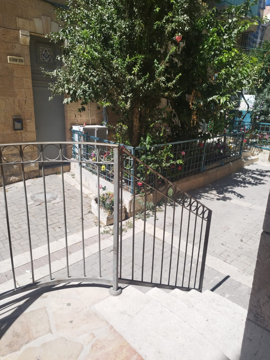 Apartamento 2 cômodos Jerusalém Centro da cidade 606-IBL-32