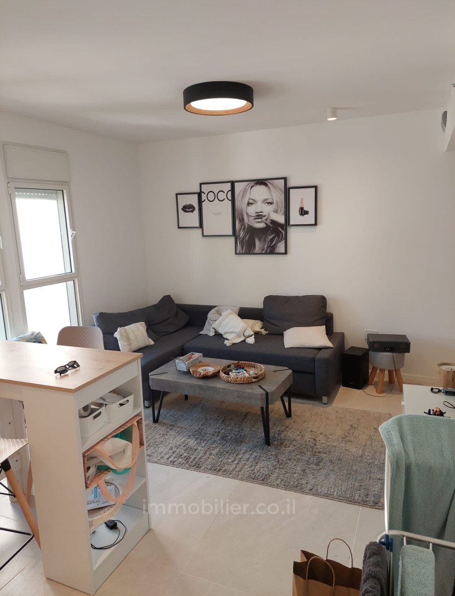 Apartamento 2 cômodos Tel Aviv Shenkin 627-IBL-16