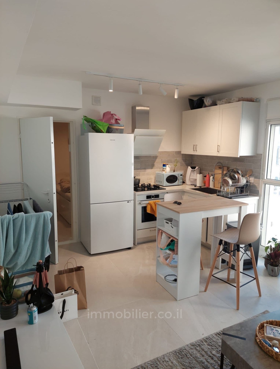 Apartamento 2 cômodos Tel Aviv Shenkin 627-IBL-16