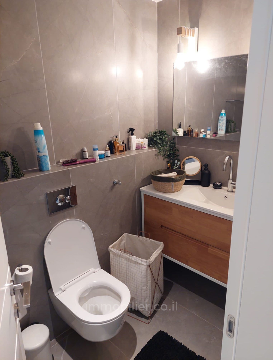 Apartamento 2 cômodos Tel Aviv Shenkin 627-IBL-16
