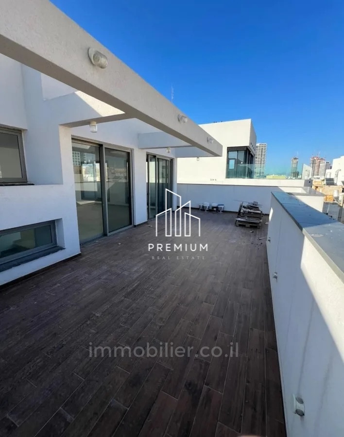 Apartamento 5 cômodos Tel Aviv Dizengof 627-IBL-18