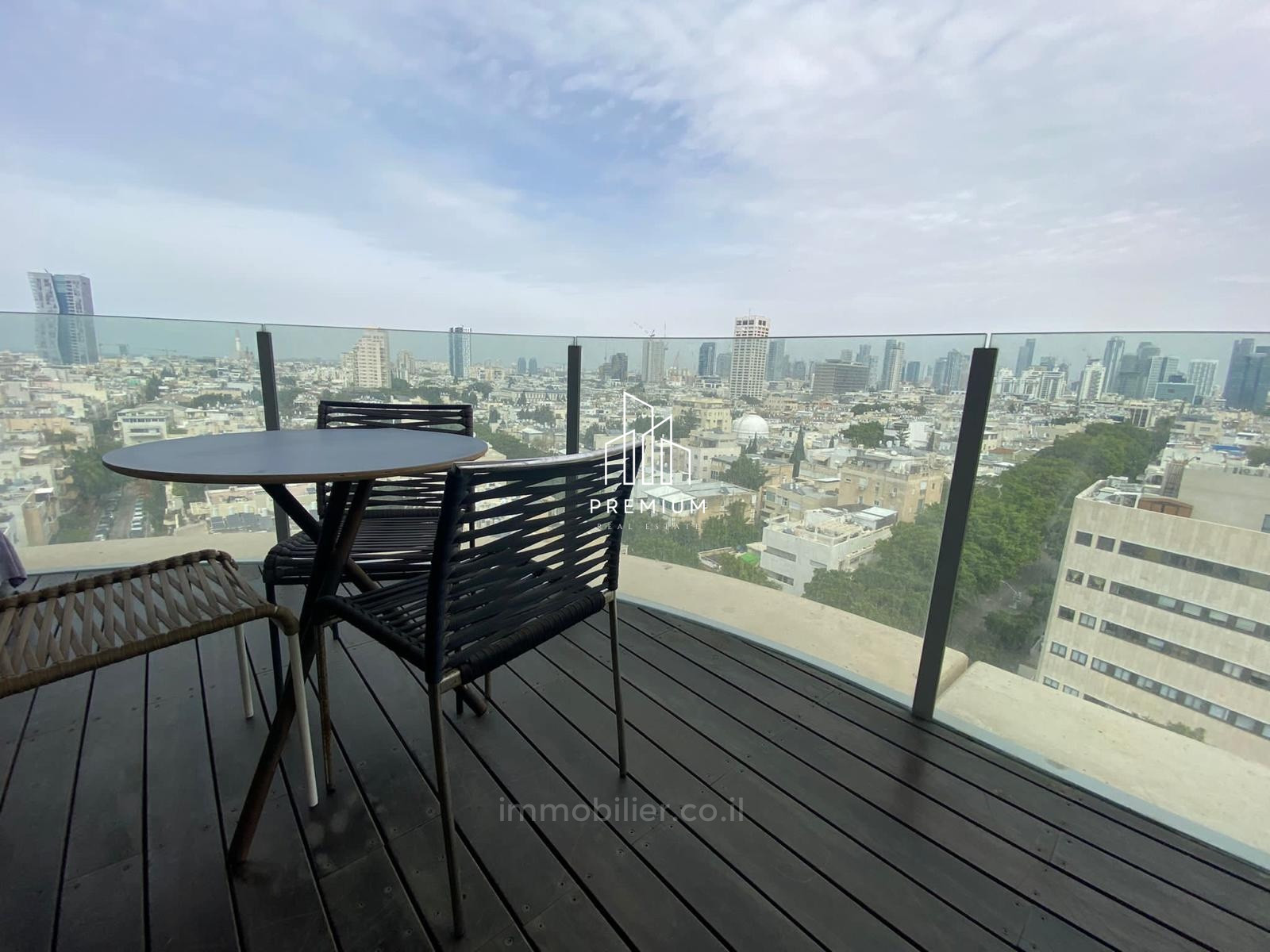 Apartamento 3 cômodos Tel Aviv Dizengof 627-IBL-22