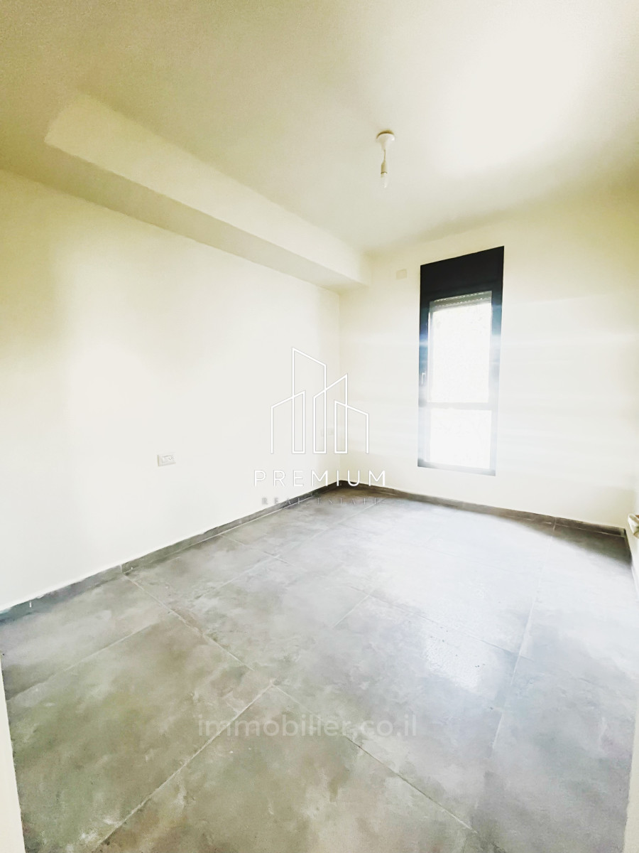 Apartamento 4 cômodos Tel Aviv Lev Tel-Aviv 627-IBL-23