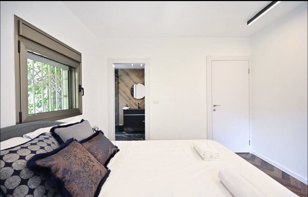 Apartamento 3 cômodos Tel Aviv Rothshild 627-IBL-27