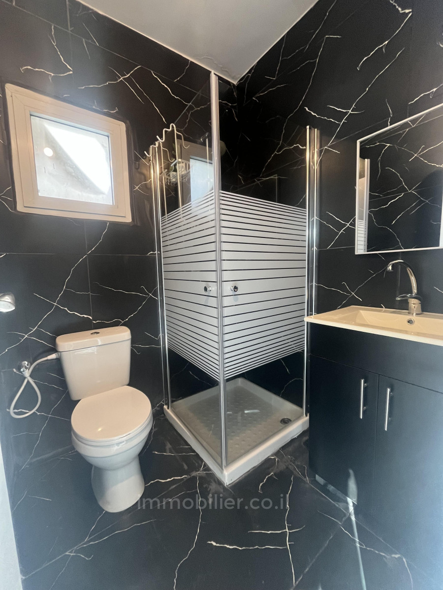 Duplex 3 cômodos Tel Aviv Ben-Yehuda 627-IBL-6