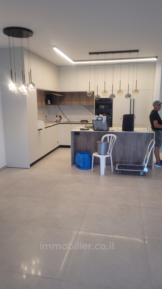 Apartamento 5 cômodos Ashdod Dalet 634-IBL-13