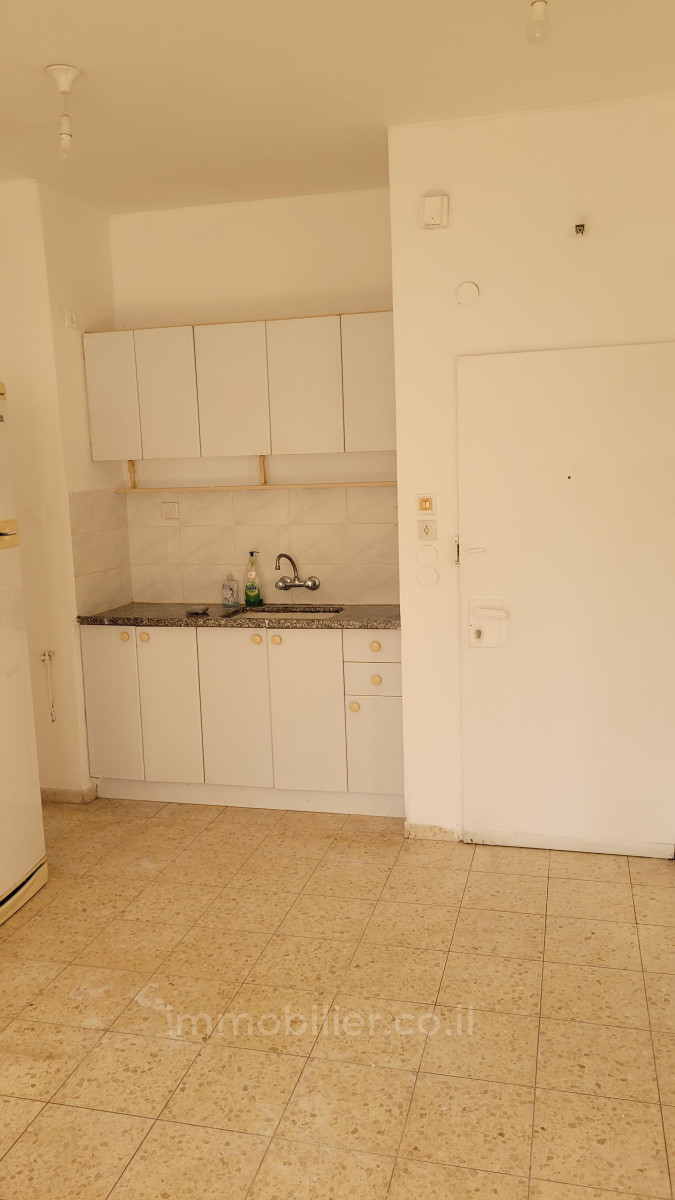 Apartamento 2 cômodos  Ashdod Alef 634-IBL-1