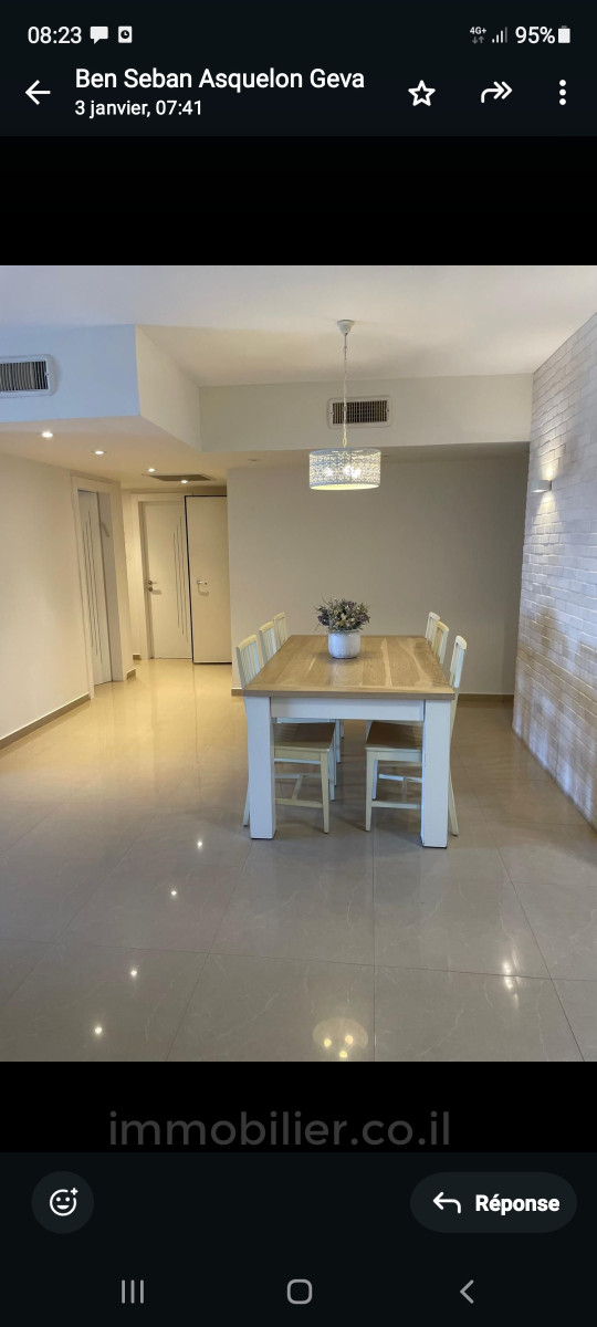 Apartamento 5 cômodos  Ascalão Afridar 634-IBL-6