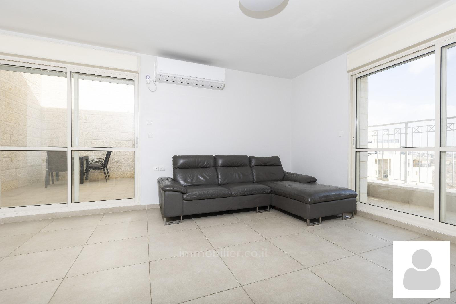 Apartamento 4 cômodos  Jerusalém Har Homa 642-IBL-1