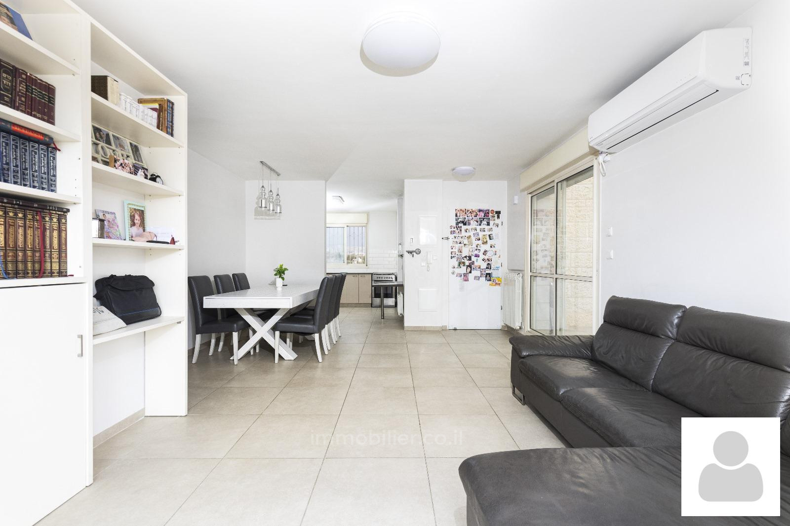 Apartamento 4 cômodos  Jerusalém Har Homa 642-IBL-1