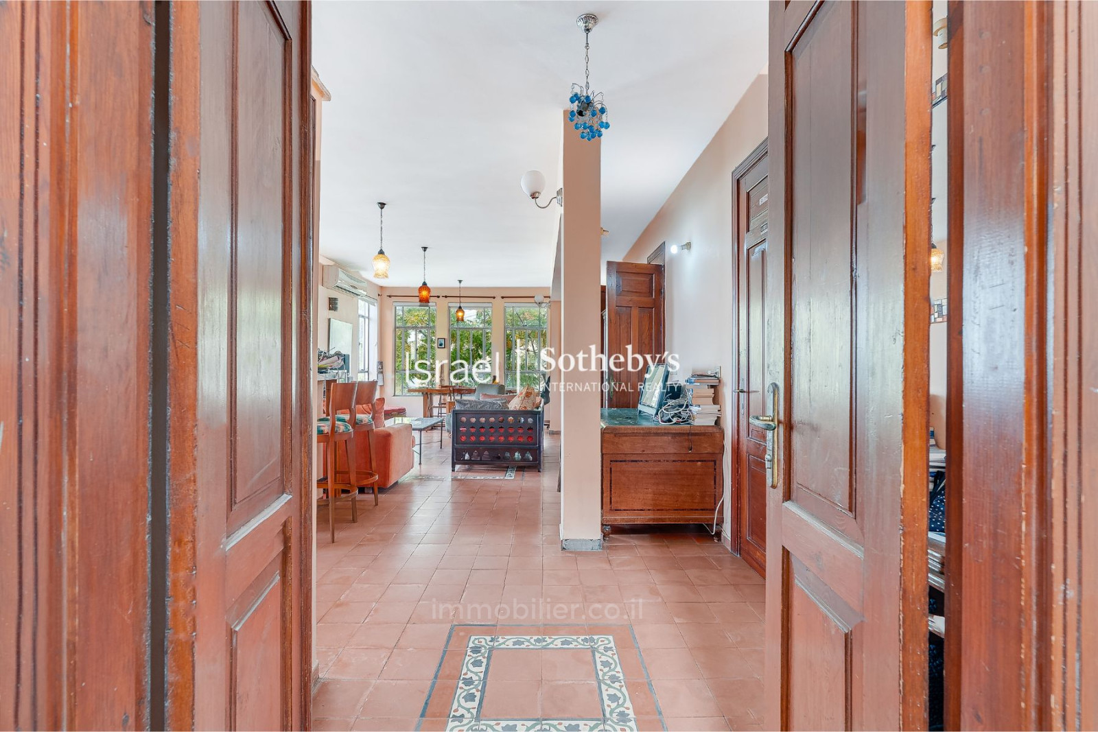 Apartamento 3 cômodos Tel Aviv Dizengof 651-IBL-36