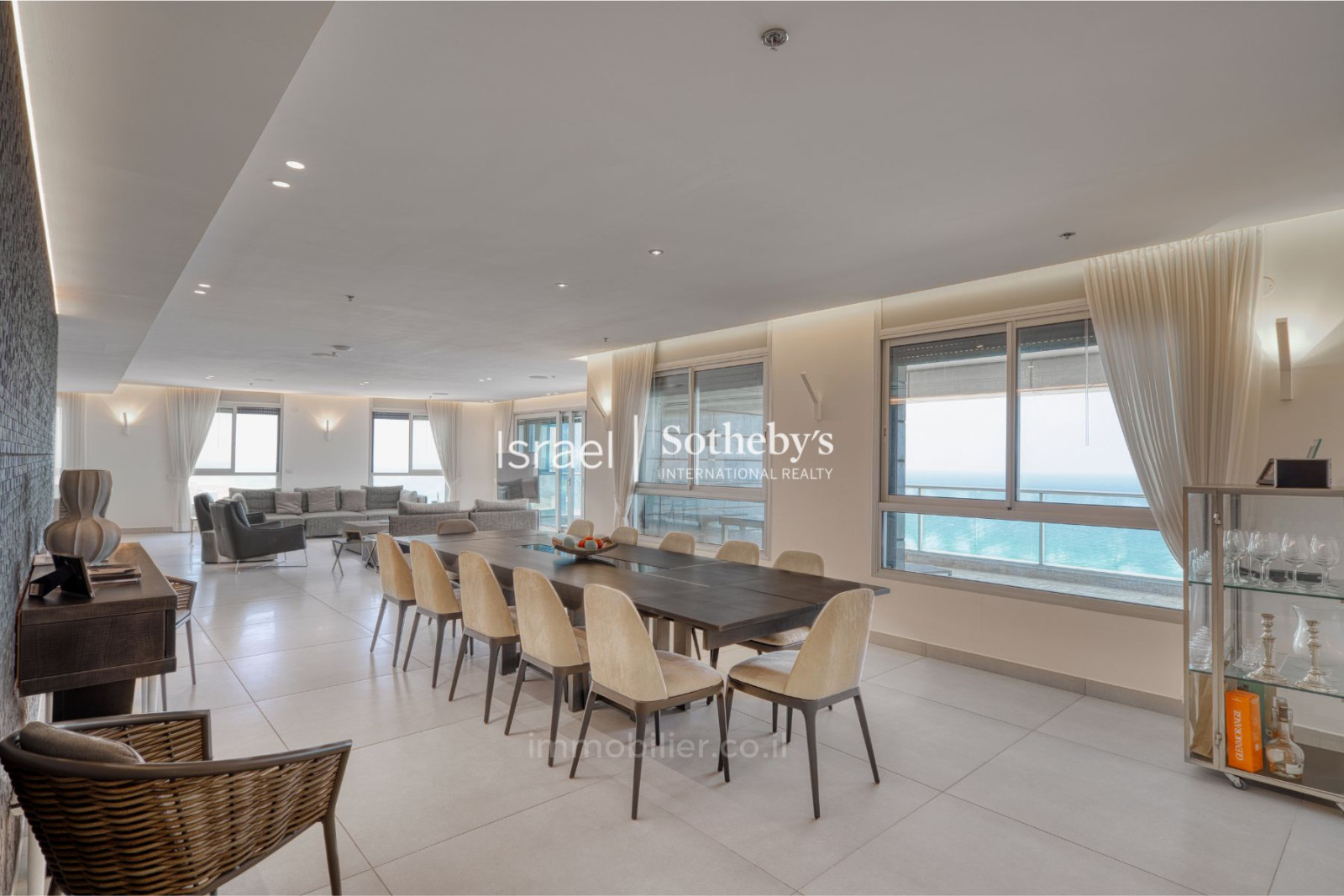 Apartamento 8 cômodos Netanya Netanya 651-IBL-54