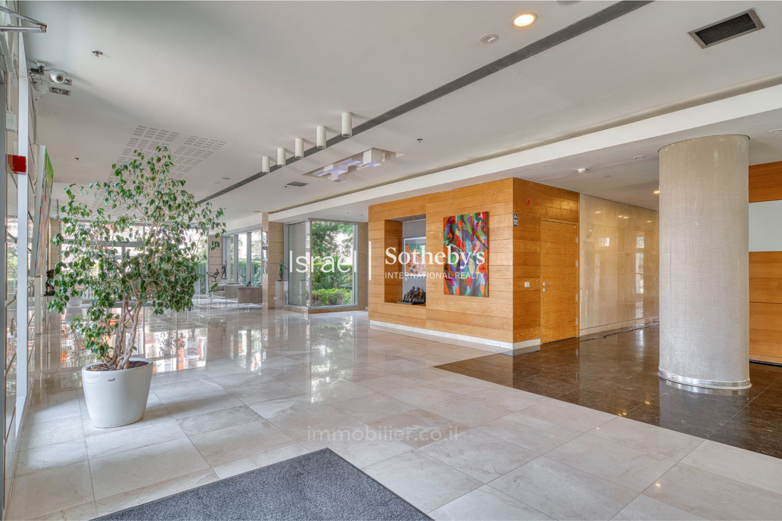 Apartamento 4 cômodos Tel Aviv Tsouk Beach 651-IBL-62