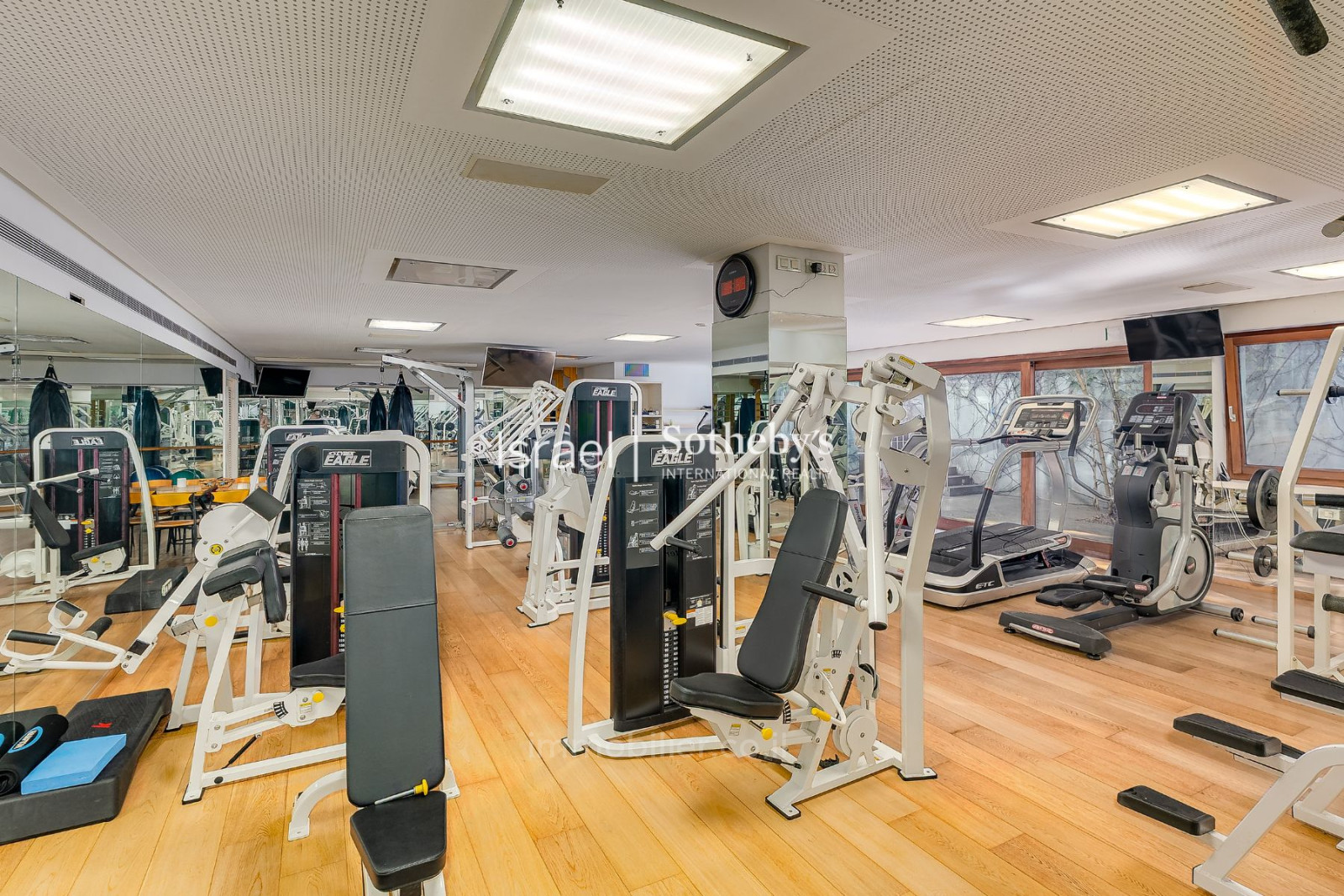 Casarão 10 cômodos Savion Savion 651-IBL-72