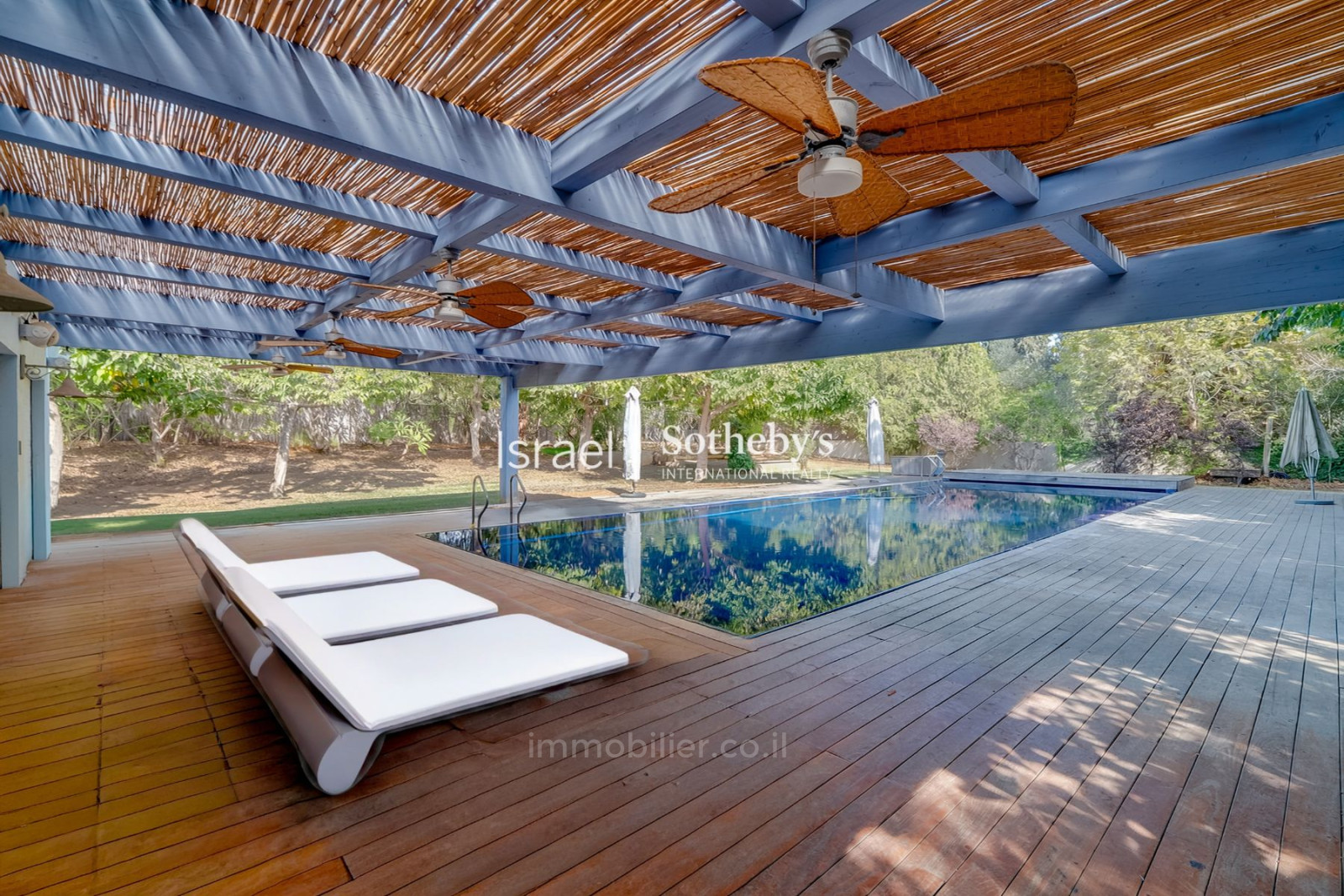 Casarão 10 cômodos Savion Savion 651-IBL-72