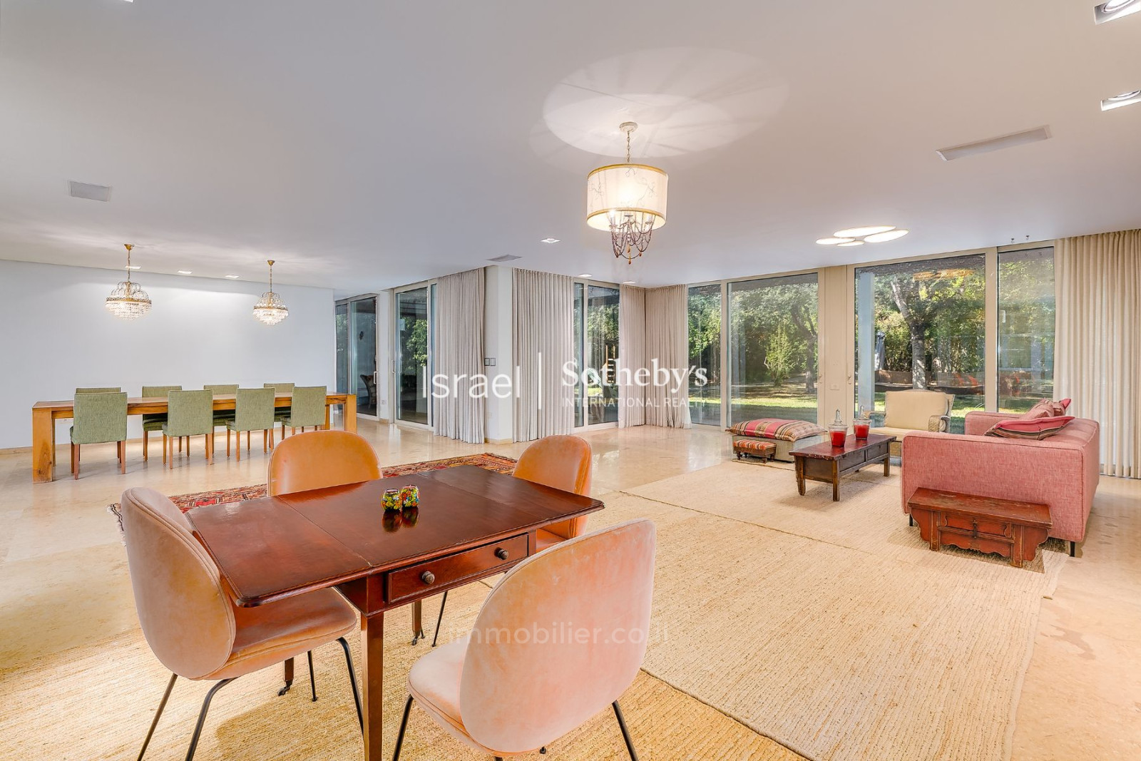 Casarão 10 cômodos Savion Savion 651-IBL-72