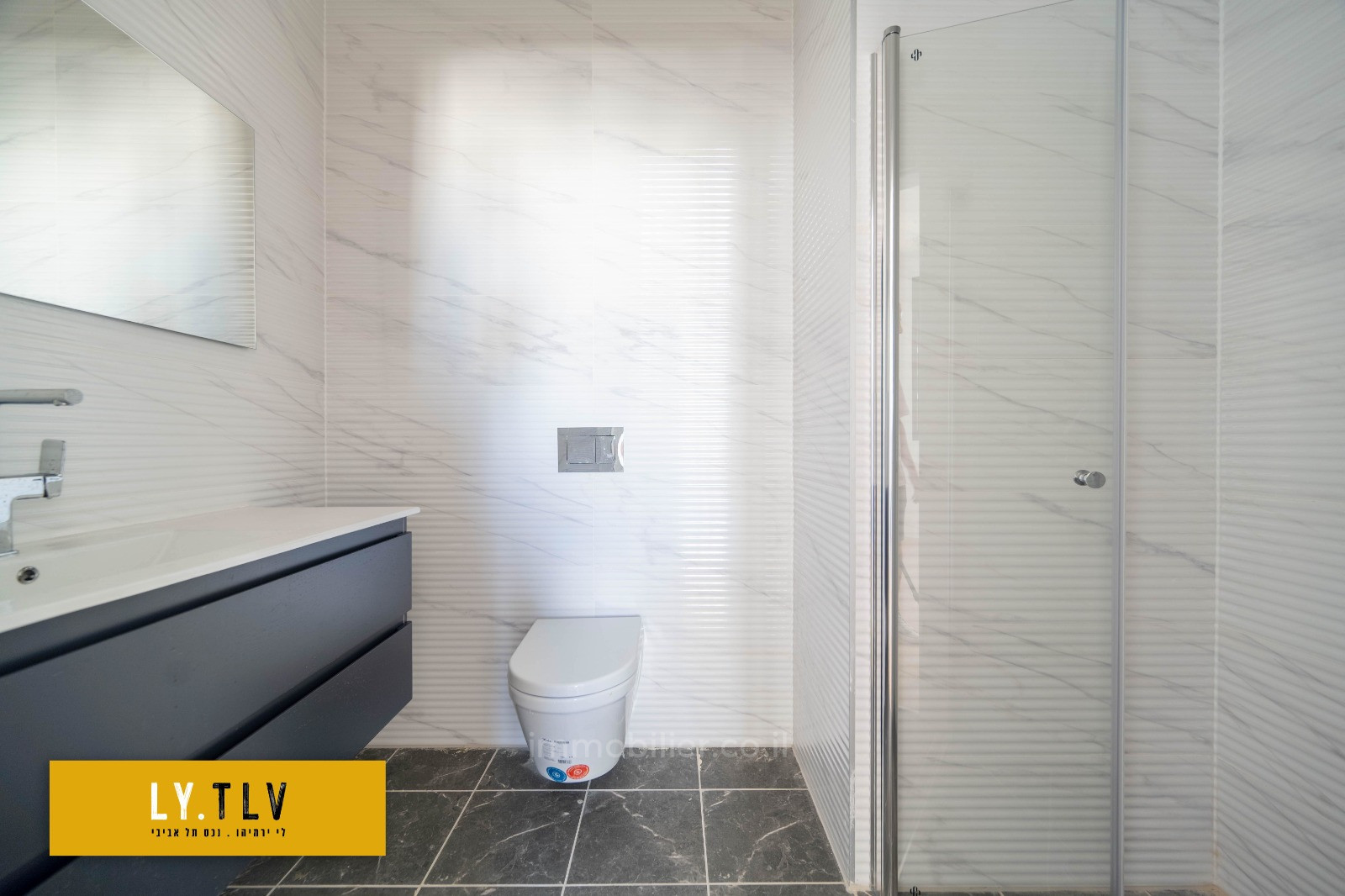 Apartamento 3 cômodos Tel Aviv tel aviv north 804-IBL-68