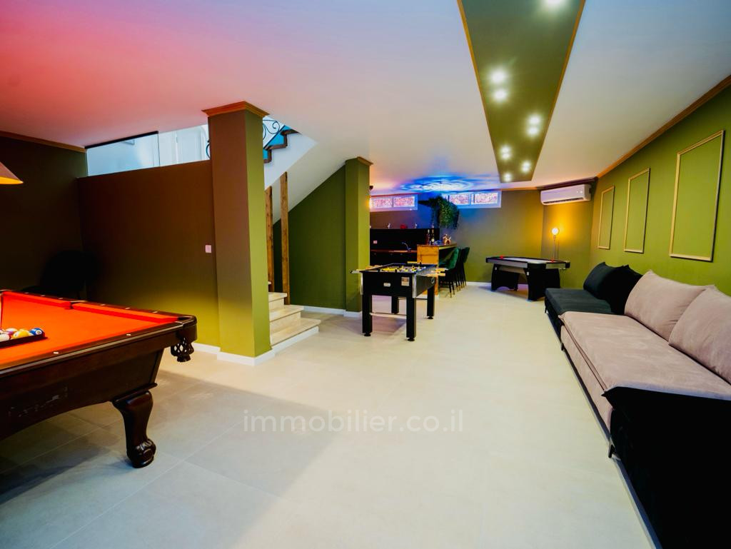 Casa de campo 9 cômodos Hadera Bairro Ha-Otsar 809-IBL-3