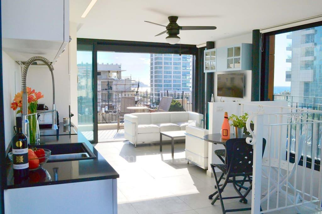 Cobertura 4 cômodos Tel Aviv Kerem Hatemanim 828-IBL-100