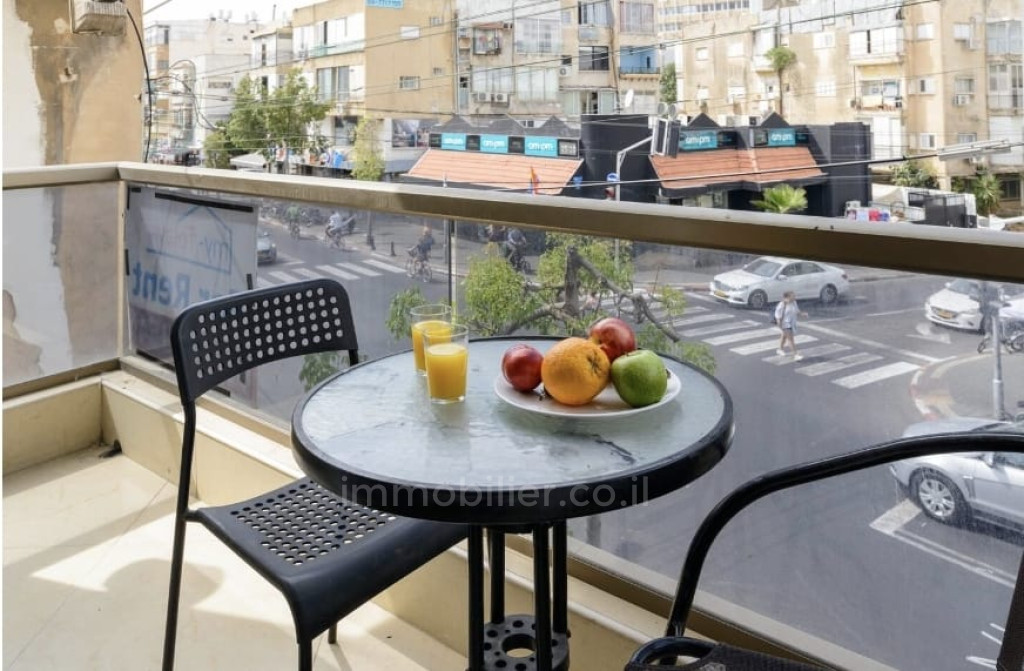 Apartamento 3 cômodos Tel Aviv tel aviv north 828-IBL-107