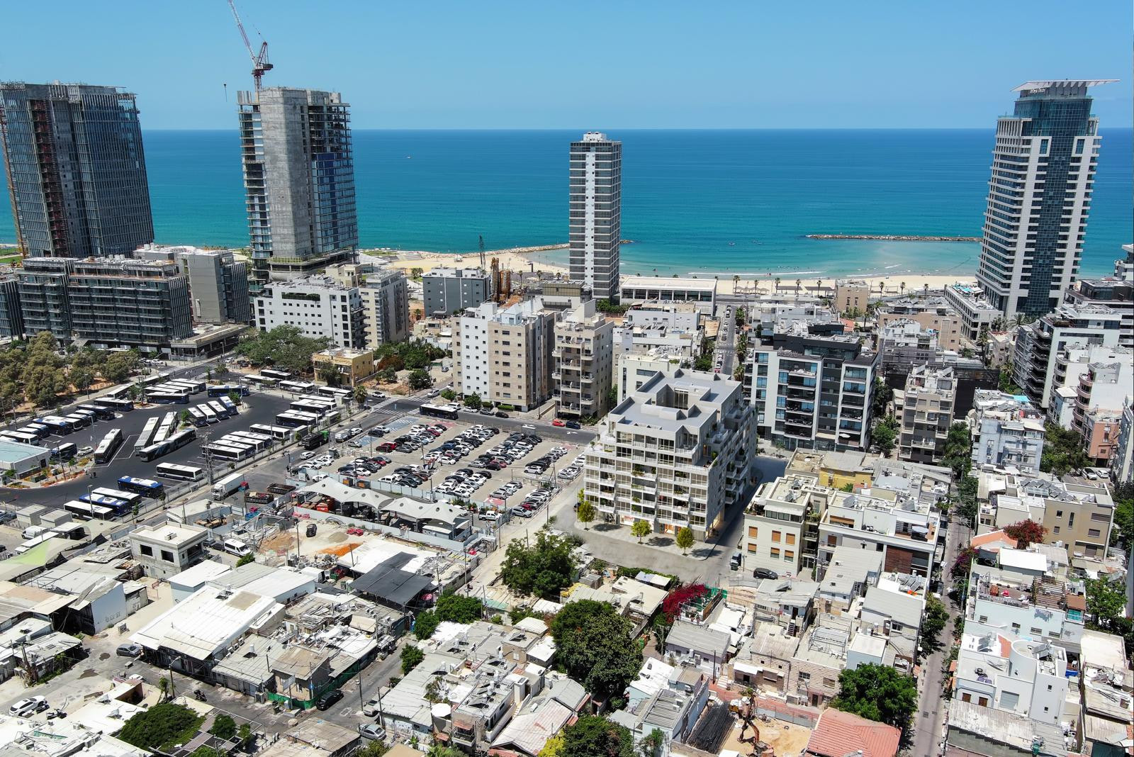Apartamento 4 cômodos Tel Aviv Lev Tel-Aviv 828-IBL-112