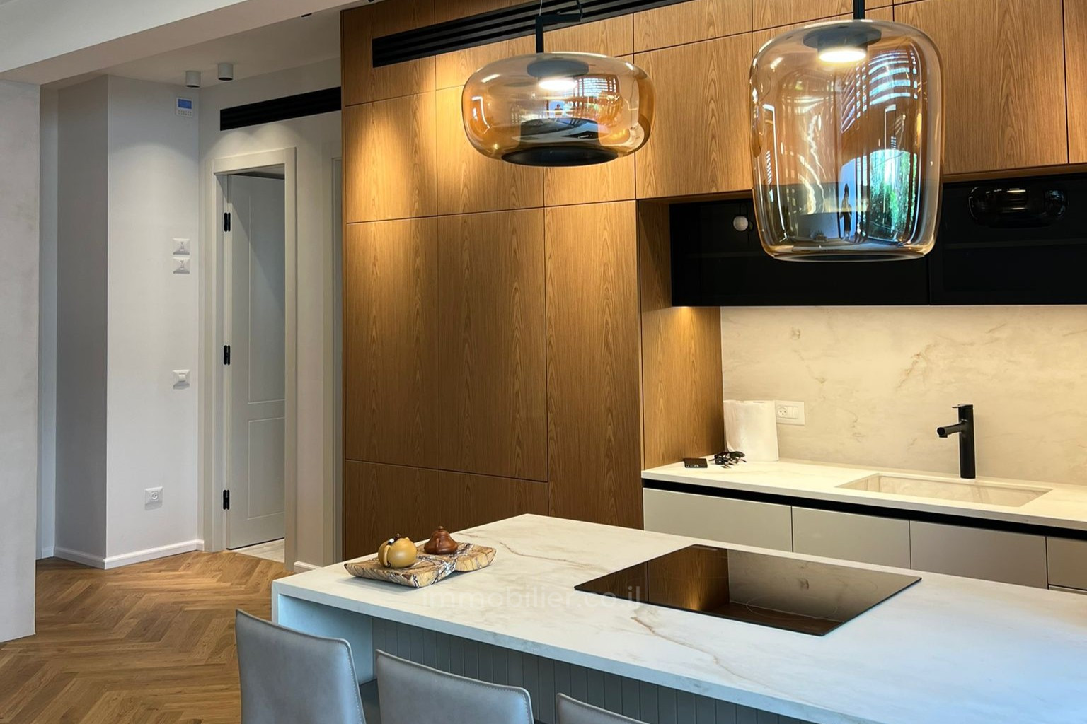 Apartamento 3 cômodos Tel Aviv Lev Tel-Aviv 828-IBL-92