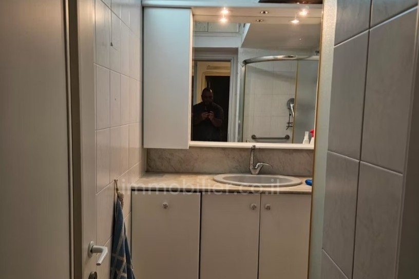 Apartamento 3 cômodos Bat yam Bat yam 828-IBL-98