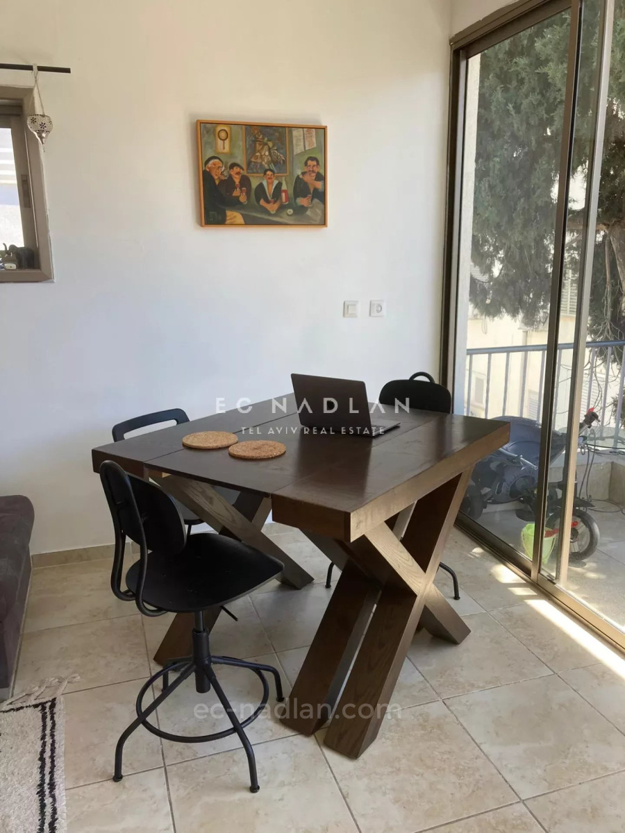 Apartamento 3 cômodos  Tel Aviv Dizengof 83-IBL-2531