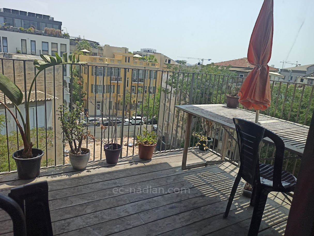 Apartamento 3 cômodos  Tel Aviv Levontin 83-IBL-2537