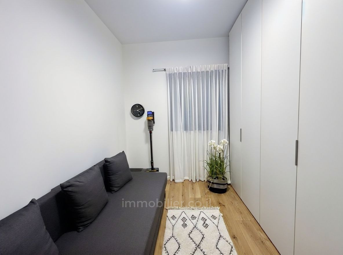 Apartamento 3 cômodos Tel Aviv Kerem Hatemanim 833-IBL-14