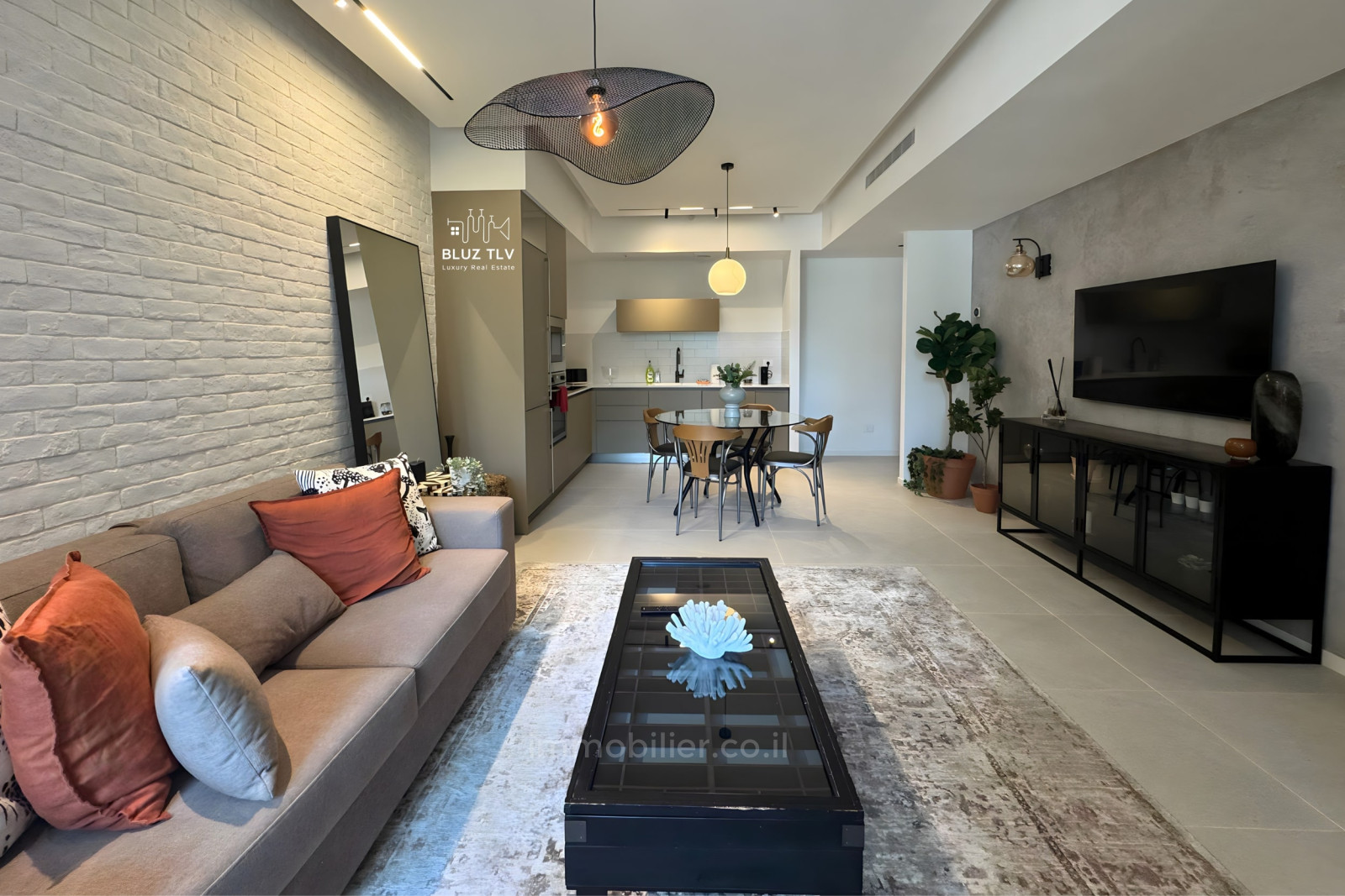 Apartamento 2 cômodos Tel Aviv Centro da cidade 833-IBL-15