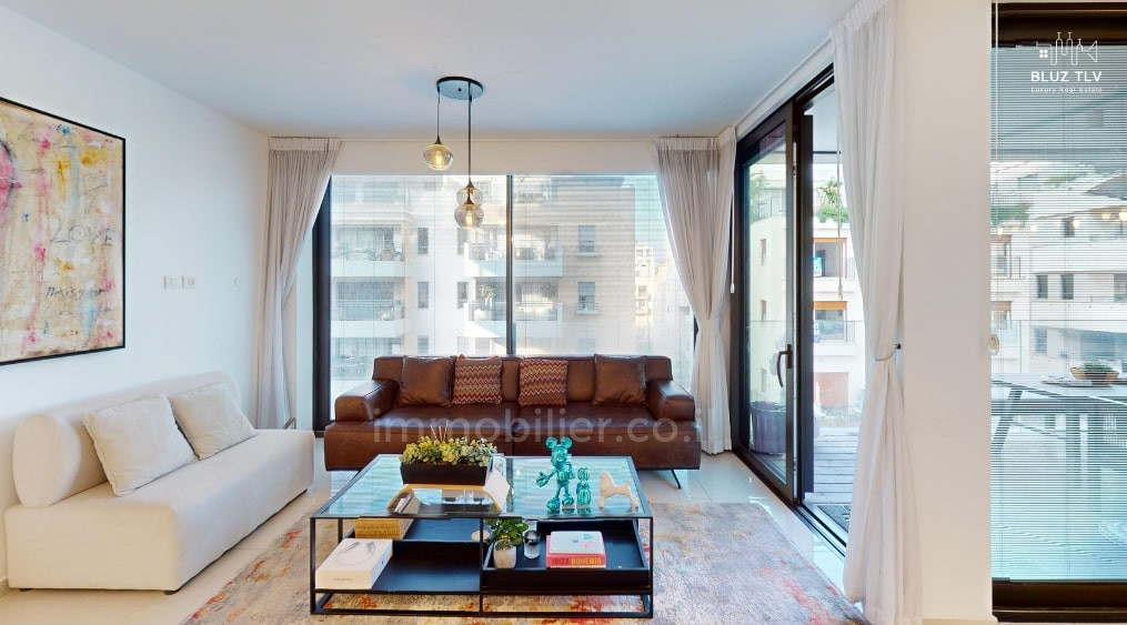 Apartamento 3 cômodos Tel Aviv Primeira linha de mar 833-IBL-6